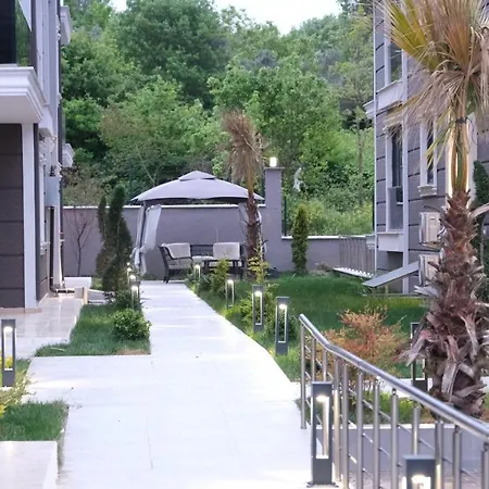 شقة فندقية Flower City Suits *