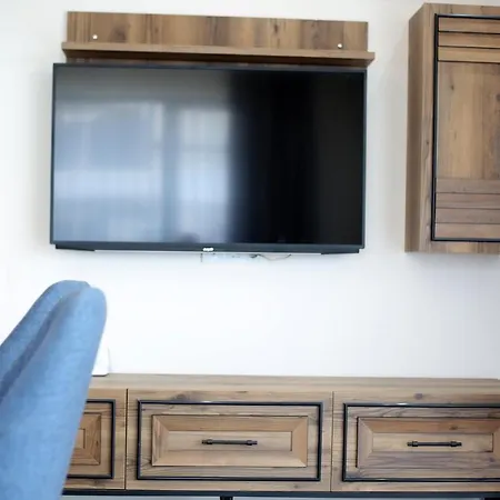 Flower City Suits Aparthotel *