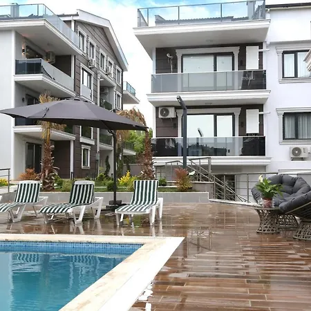 Aparthotel Flower City Suits