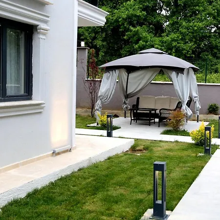 Flower City Suits Aparthotel Yalova (Yalova)