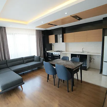 Aparthotel Flower City Suits